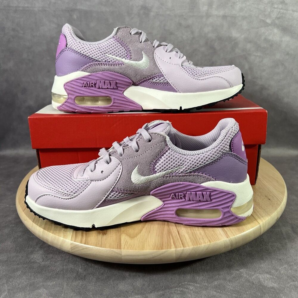 Nike Air Max Excee Womens 6 Athletic Running Shoes Violet Purple CD5432-500